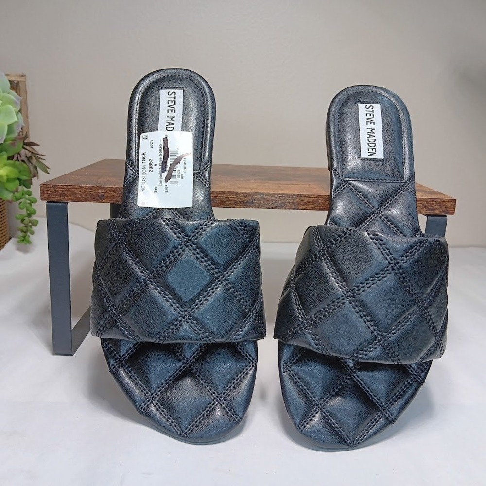 Steve Madden Perrie Sandals Women 9 Black Like New Quilted Flat Slides‎